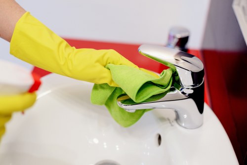 Detailed kitchen cleaning during tenancy cleaning in London